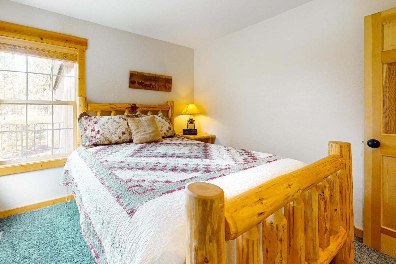 Cinnamon Teal Chalet Redmond Bagian luar foto